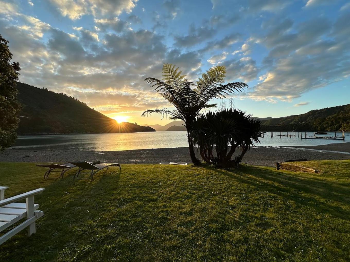โรงแรมพอร์เทจ รีสอร์ต Portage ภายนอก รูปภาพ